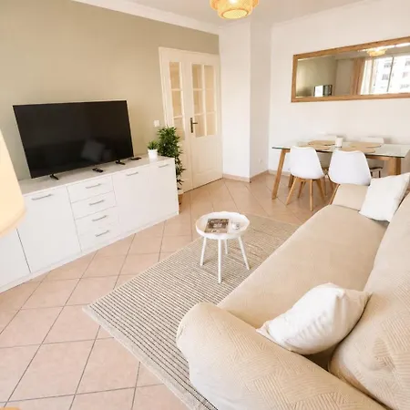 Apartment L'ecrin De Juan, T2 De Standing, 2p, Plages Et Parcs Antibes