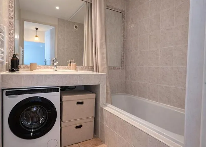 L'ecrin De Juan, T2 De Standing, 2p, Plages Et Parcs Αντίμπ